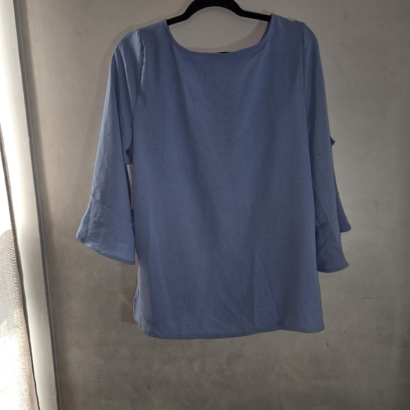Elegant Blue Ruffle Sleeve Women's Top - Picture 5 of 6